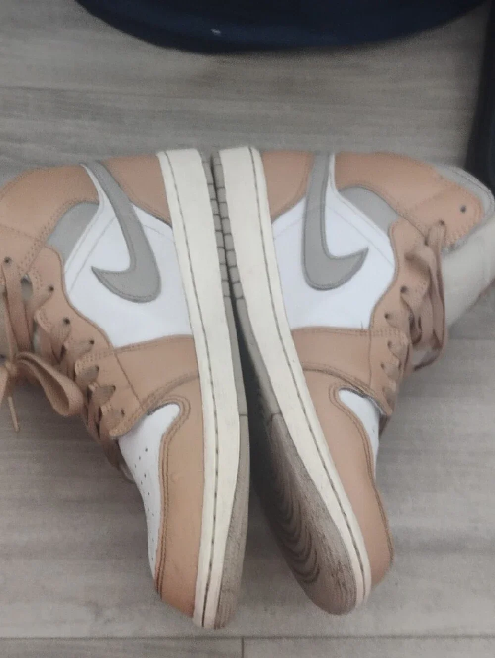 Jordan 1s Peach Tanish